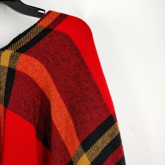Mudpie plaid wrap open front shawl red size ONE SIZE - Picture 8 of 11
